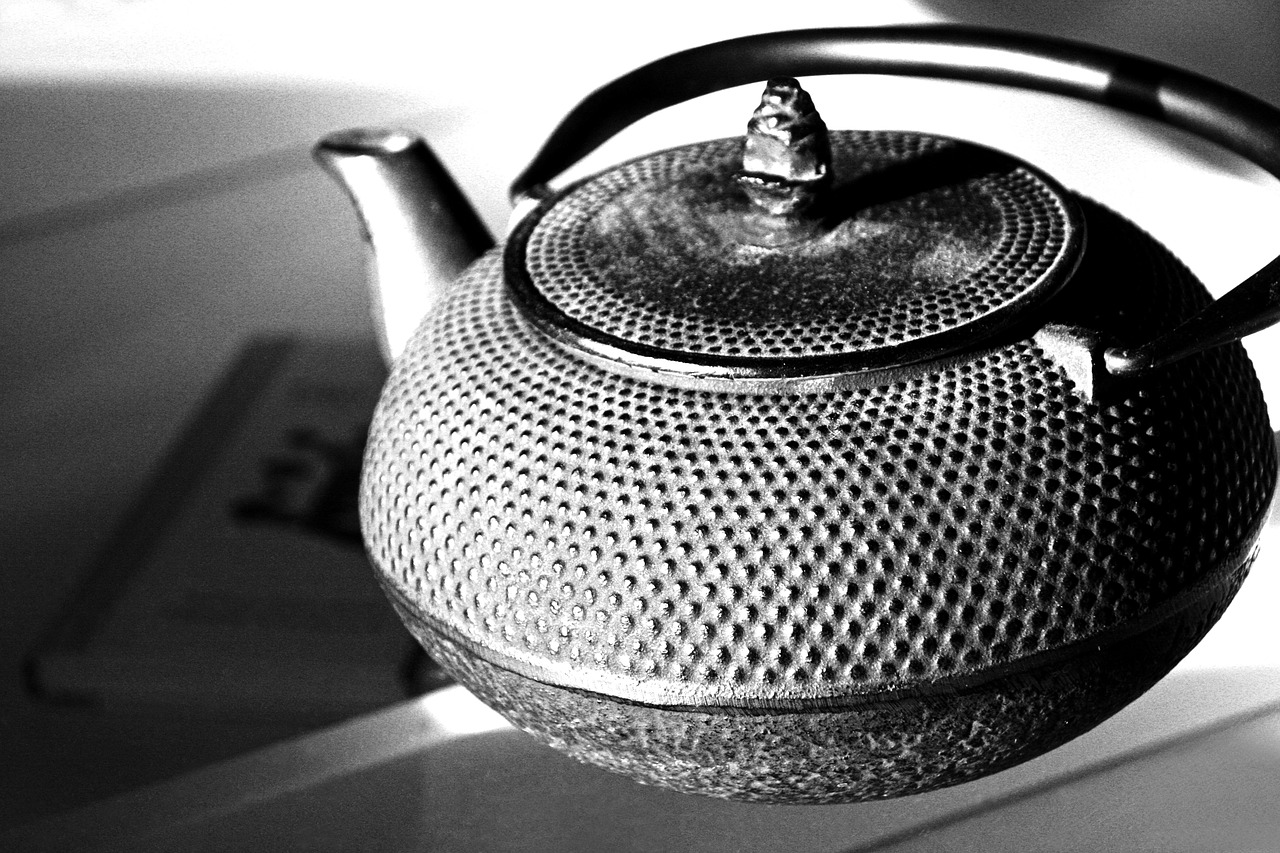 Image - still items things kettle vintage