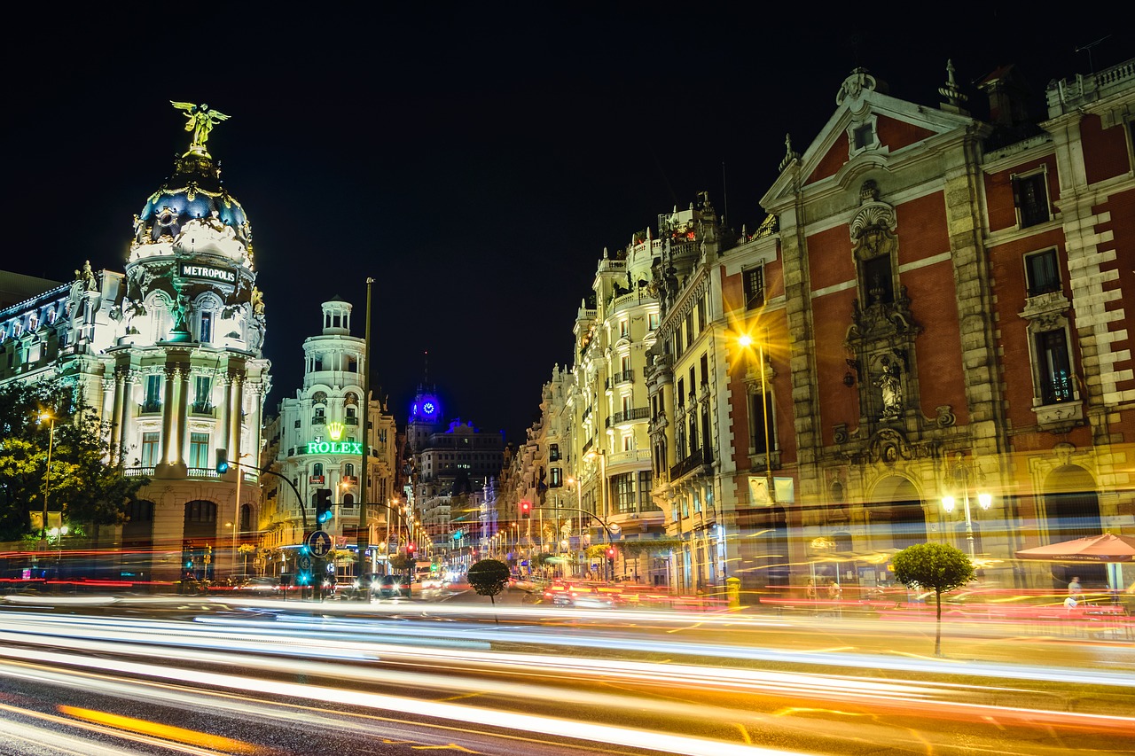 Image - architecture buildings city traffic