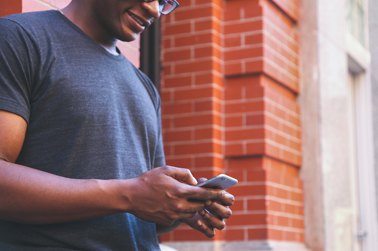 Image - guy man texting smartphone mobile