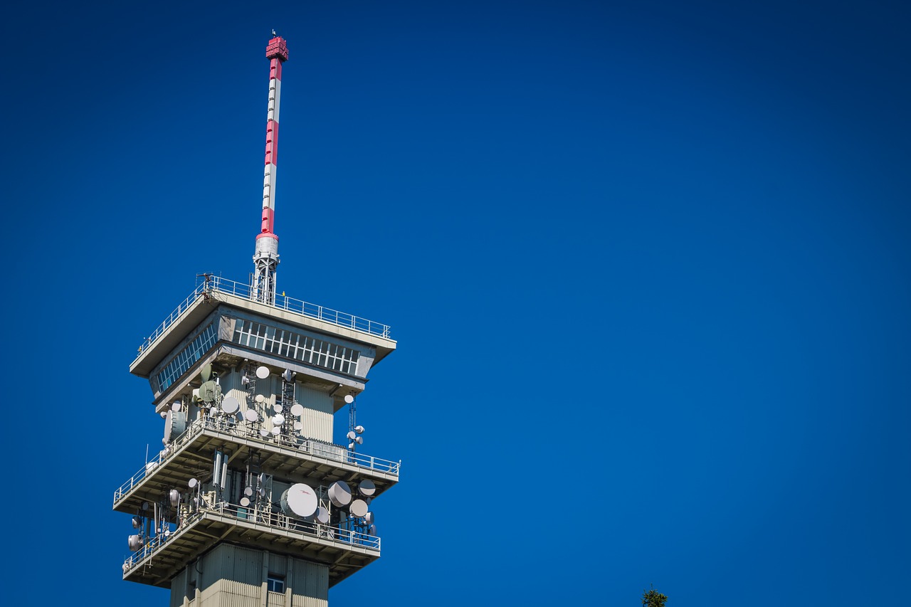 Image - klínovec transmitter lookout sky