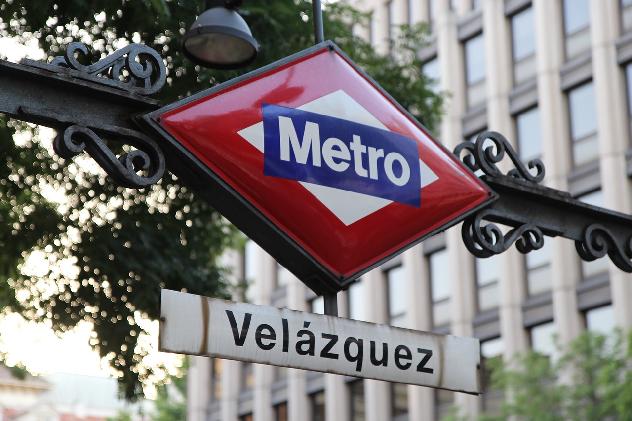 Image - madrid metro subway station