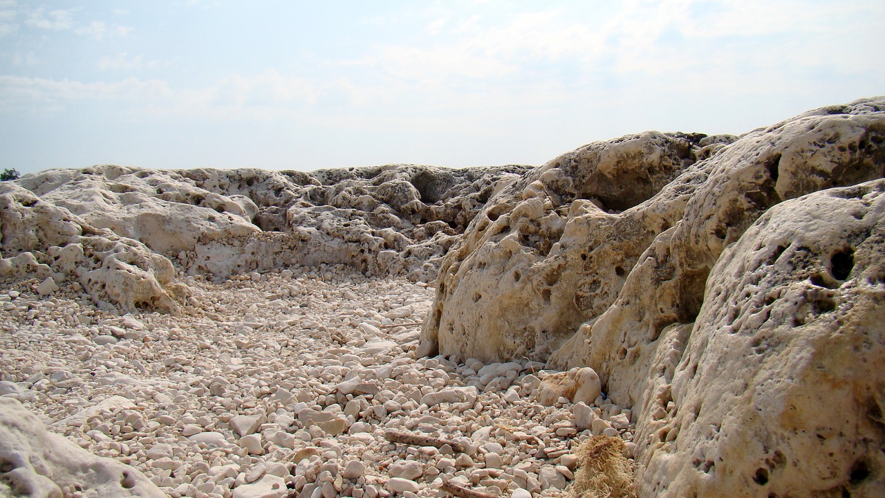 Image - lunar landscape rocks desert