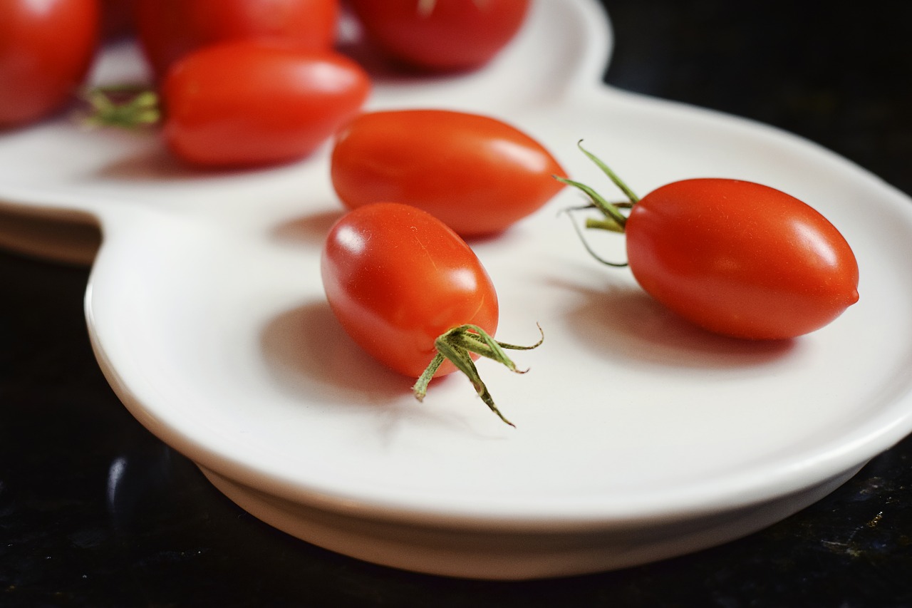 Image - cherry tomatoes tomatoes garden