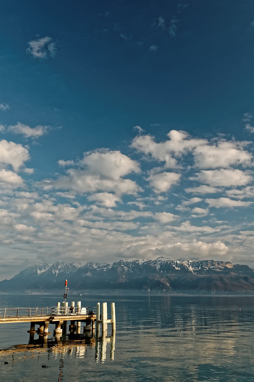 Image - geneva lake lac leman water