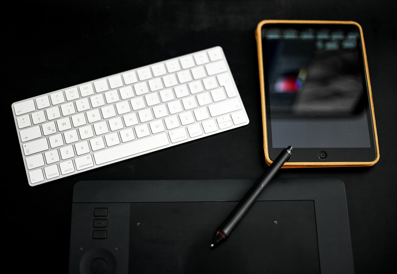 Image - technology keyboard pen screen