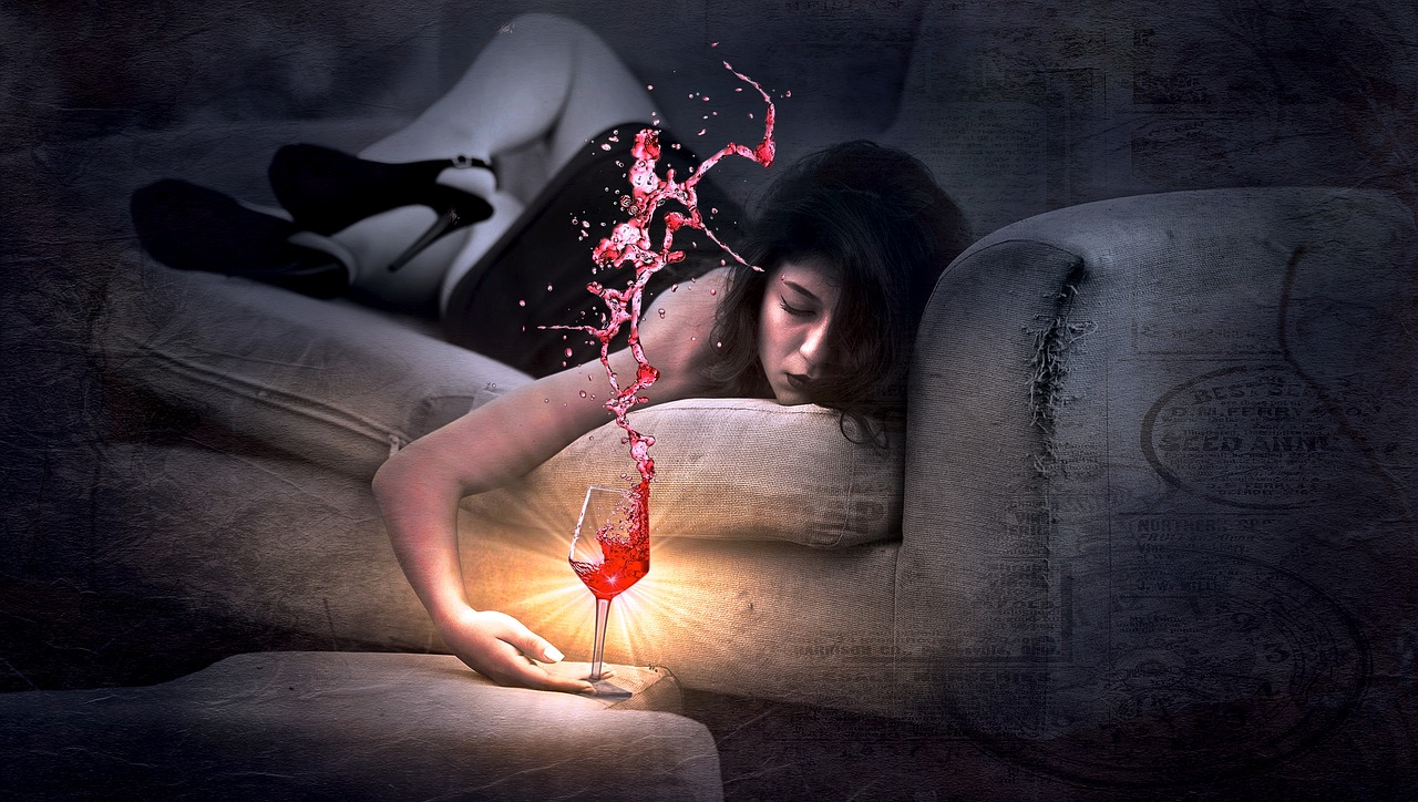 Image - couch red wine girl drunk sleep
