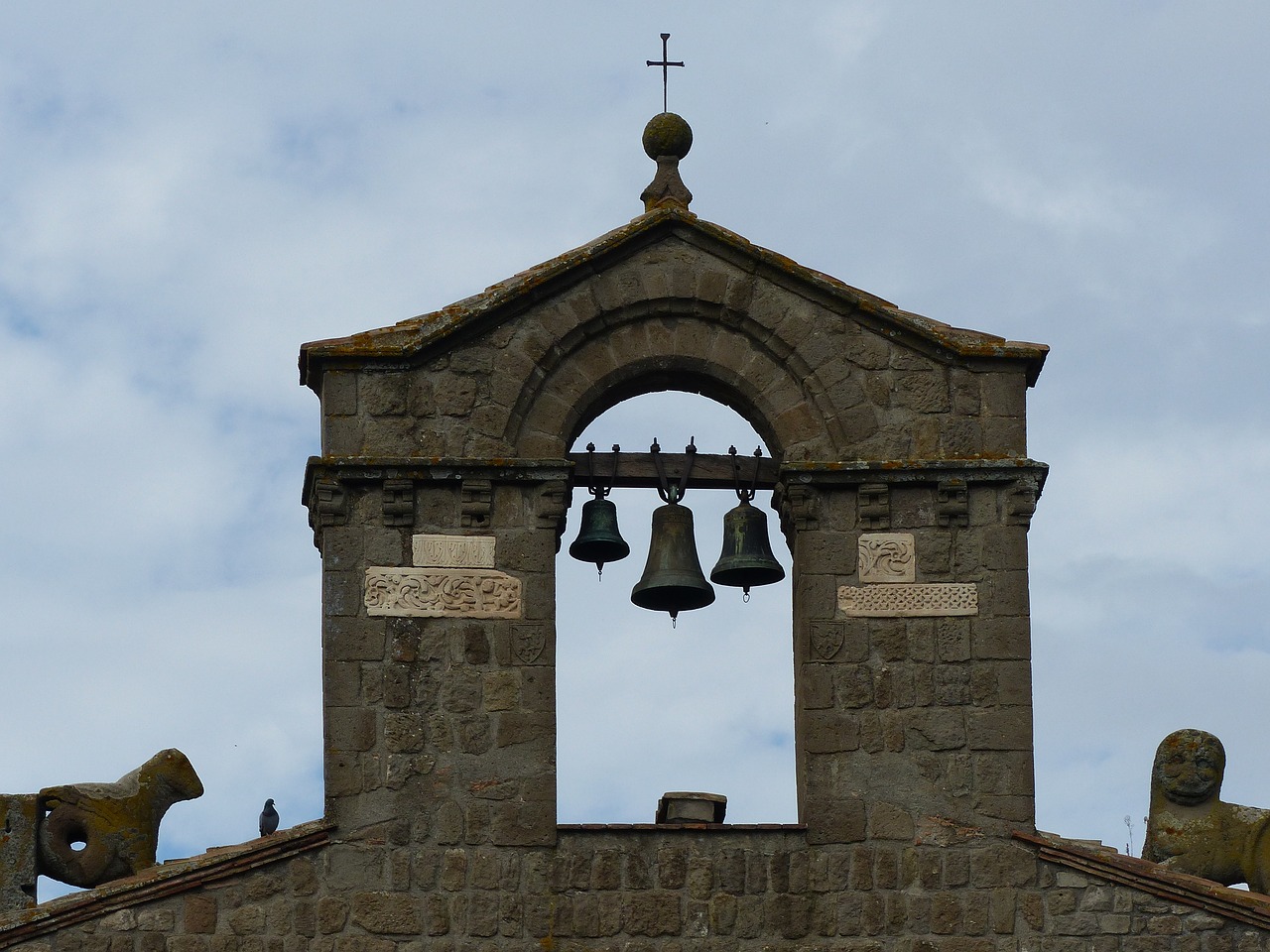 Image - bell bells bell tower wall