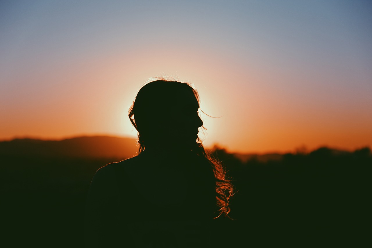 Image - girl woman looking silhouette