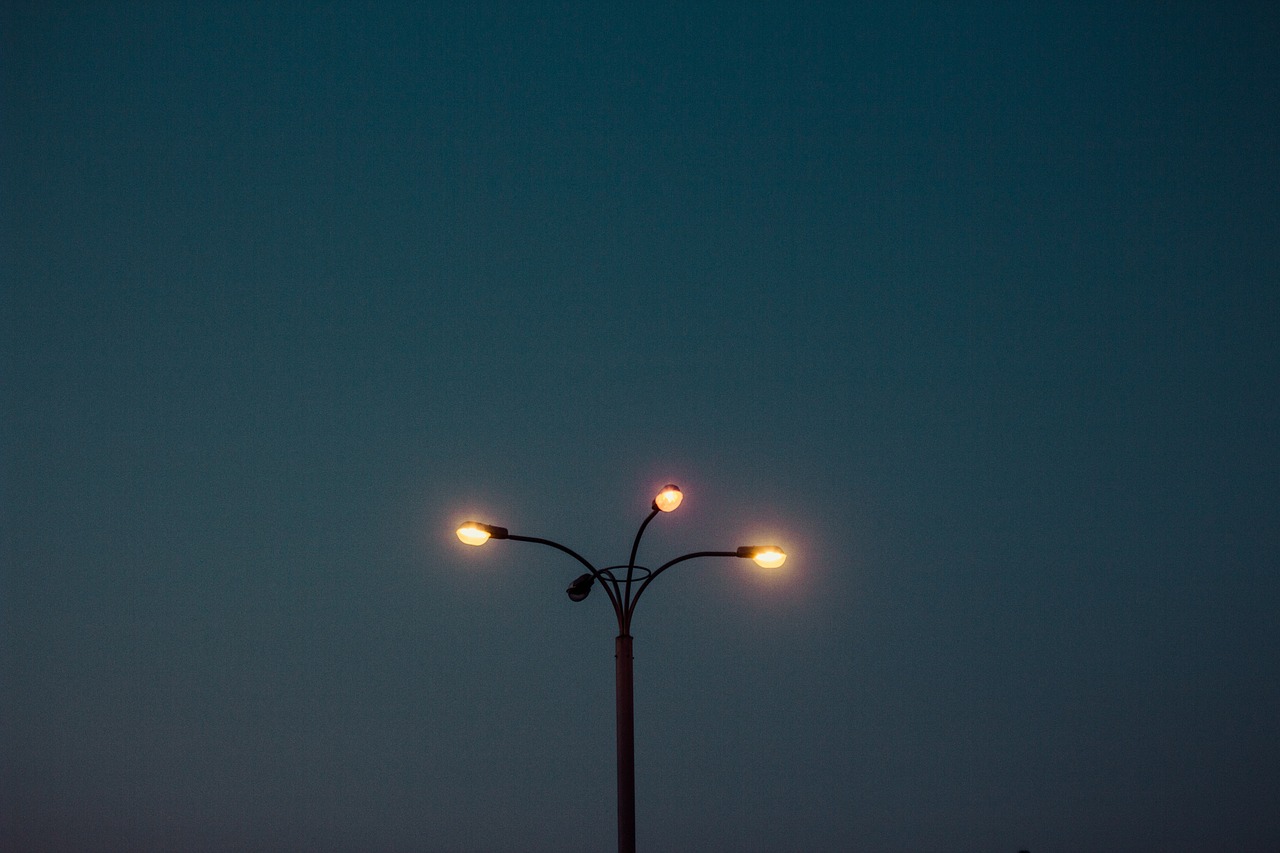 Image - lamp post lights night dark