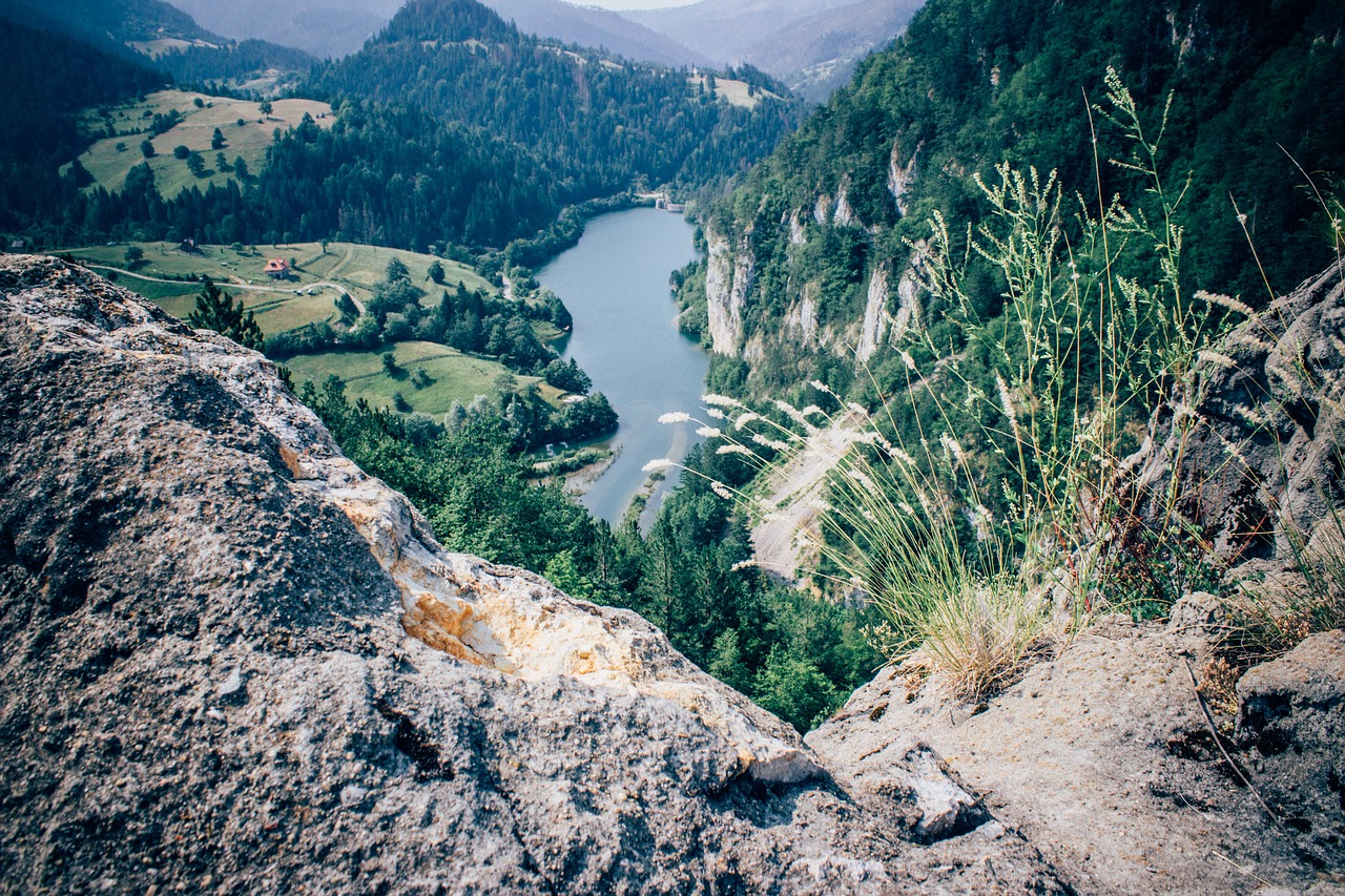 Image - landscape mountains hills valleys