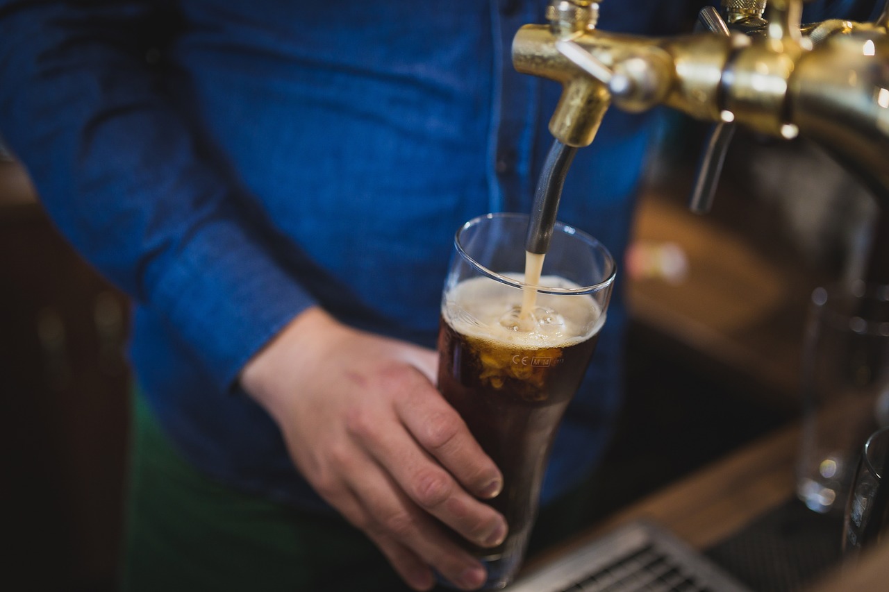 Image - beer tap pour brew alcohol drink