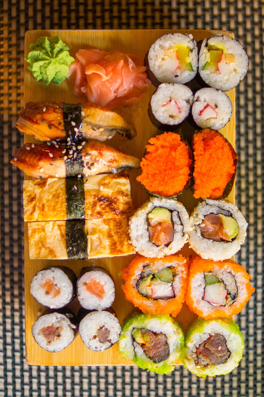 Image - sushi rice food healthy japanese