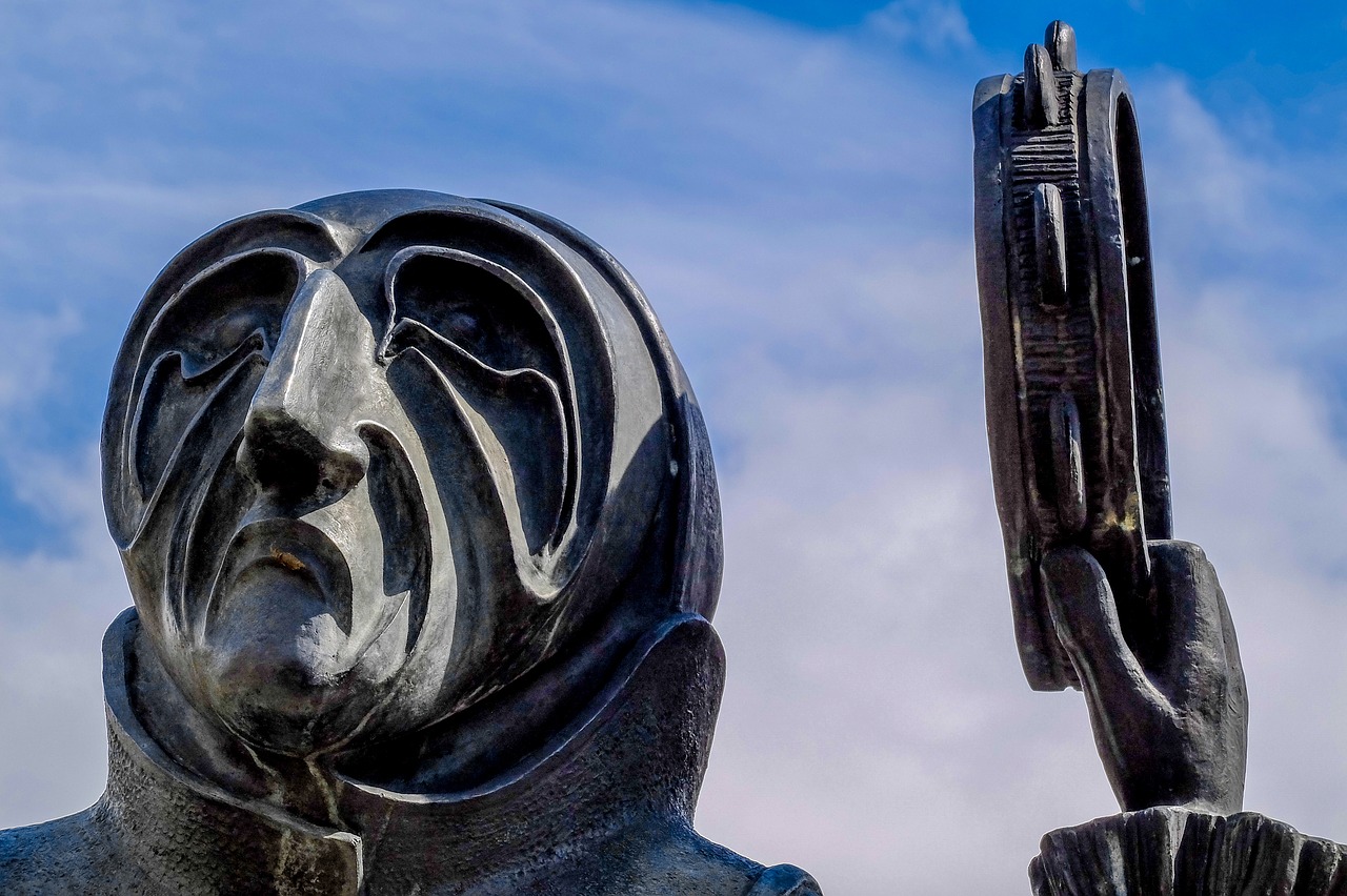 Image - statue bronze sculpture luxembourg