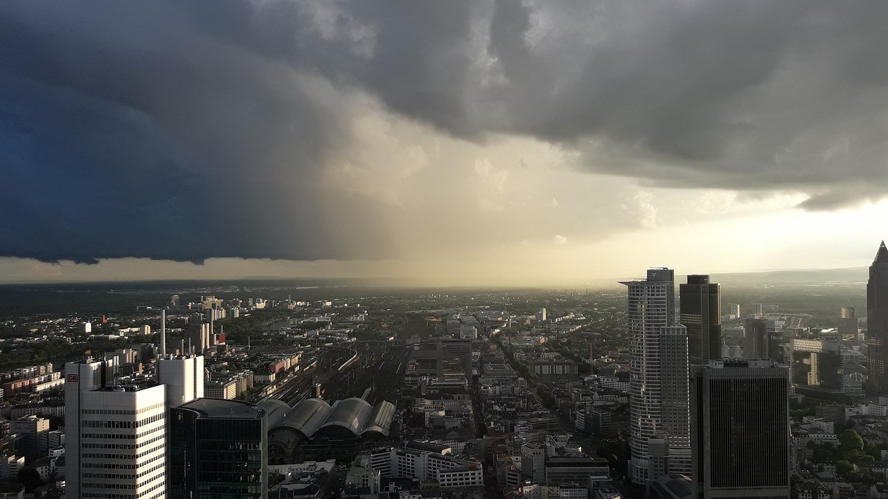 Image - thunderstorm clouds frankfurt