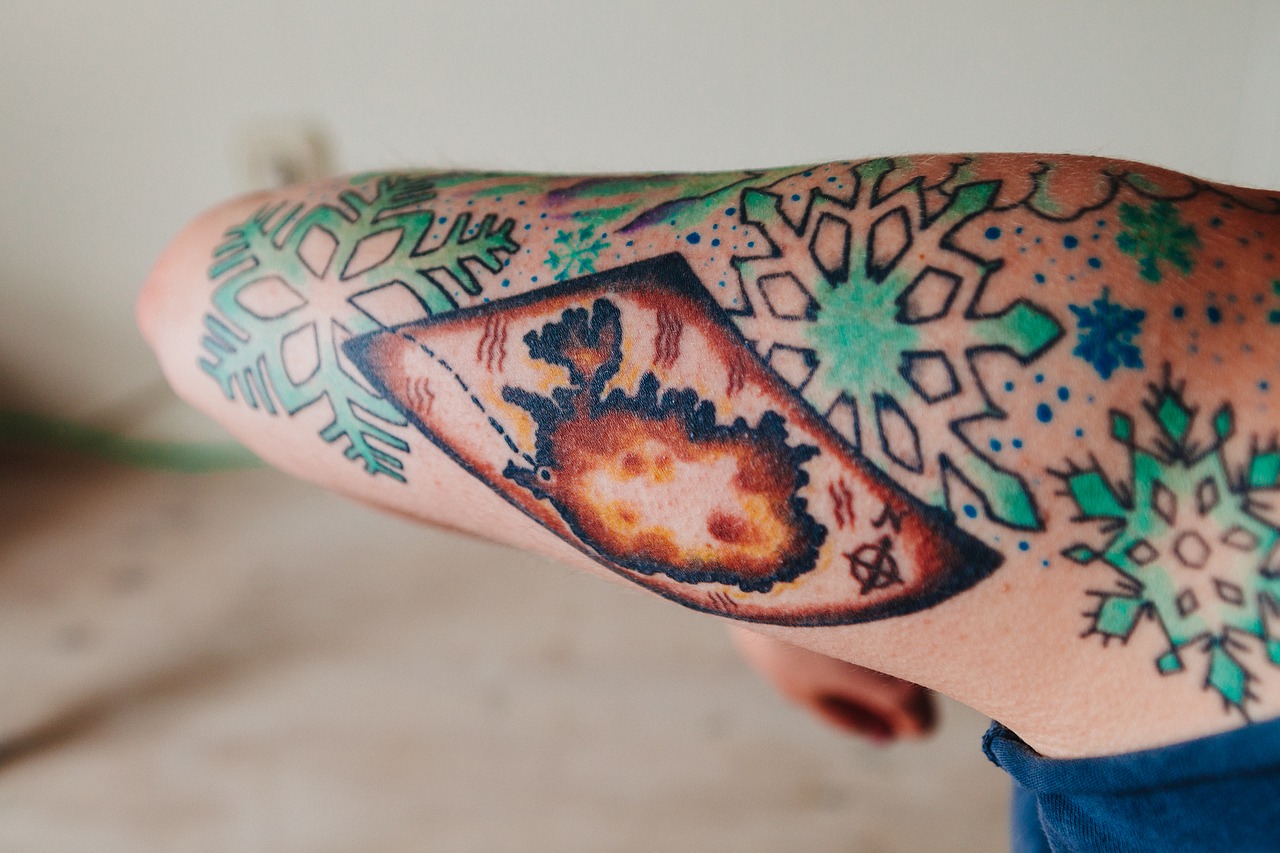 Image - tattoo ink snowflake arm