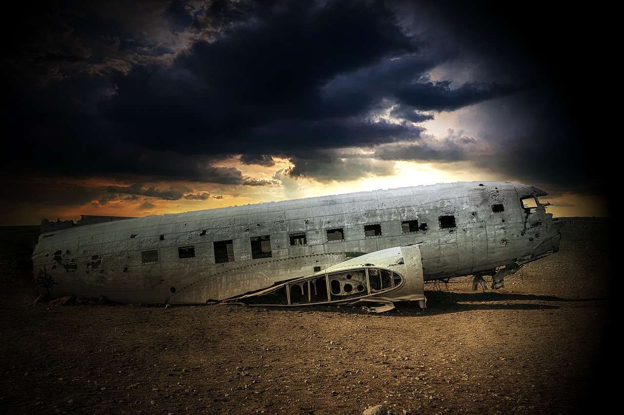 Image - aero plane damage airplane aircraft