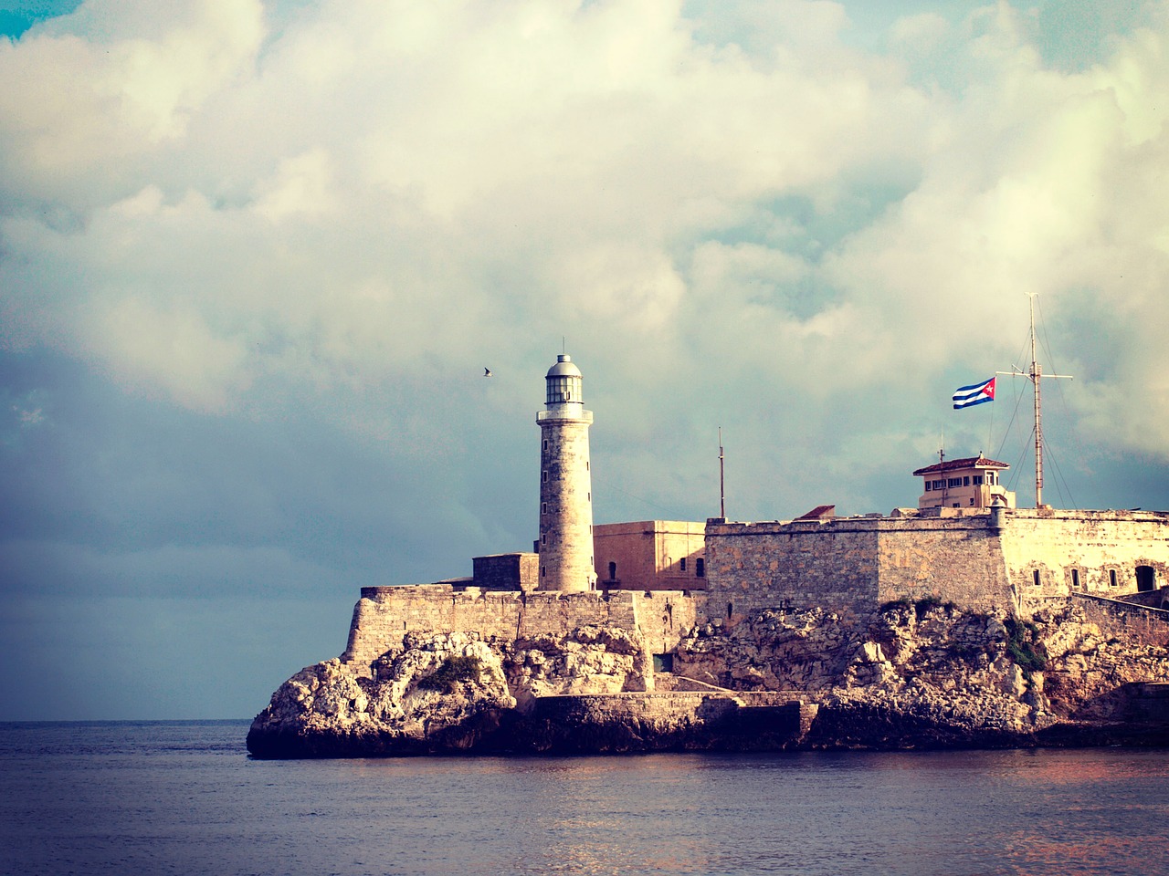 Image - havana cuba sea sky cuban flag