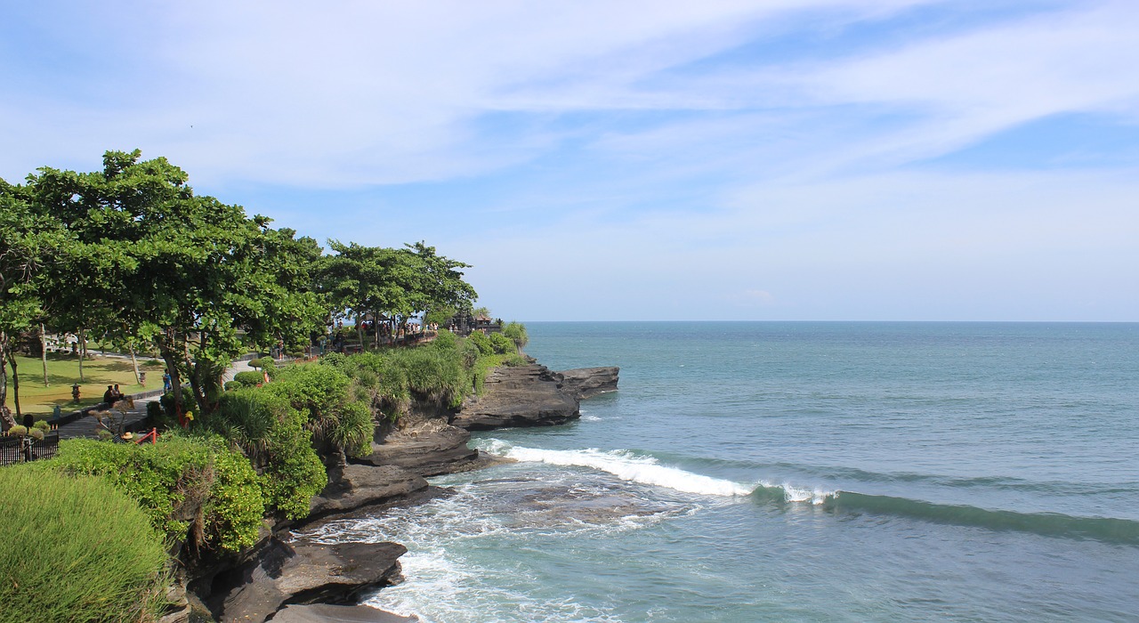 Image - bali tanah lot temple ocean waves