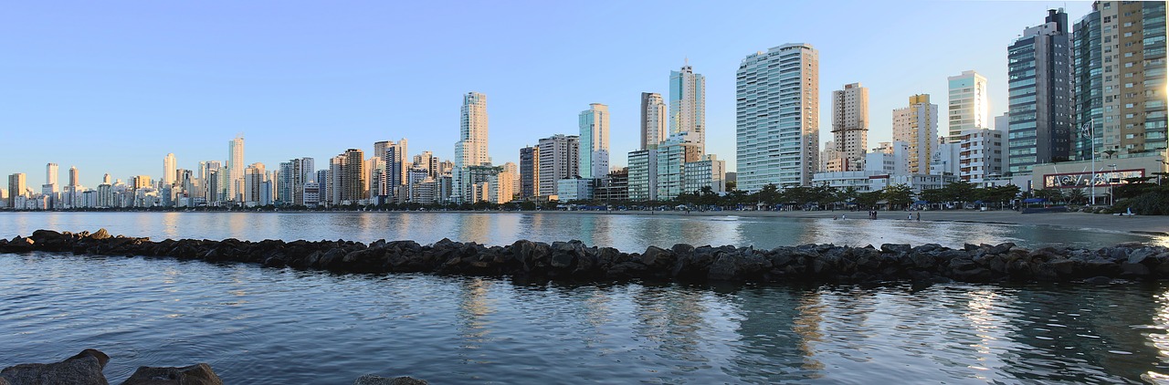 Image - city beach panorama