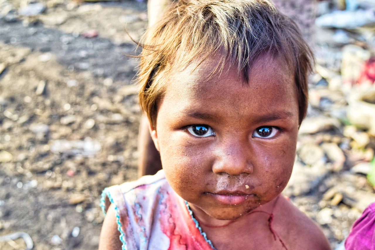 Image - poor india slums poverty people