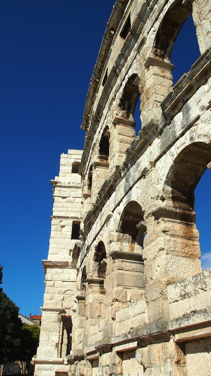 Image - pula amphitheater rome