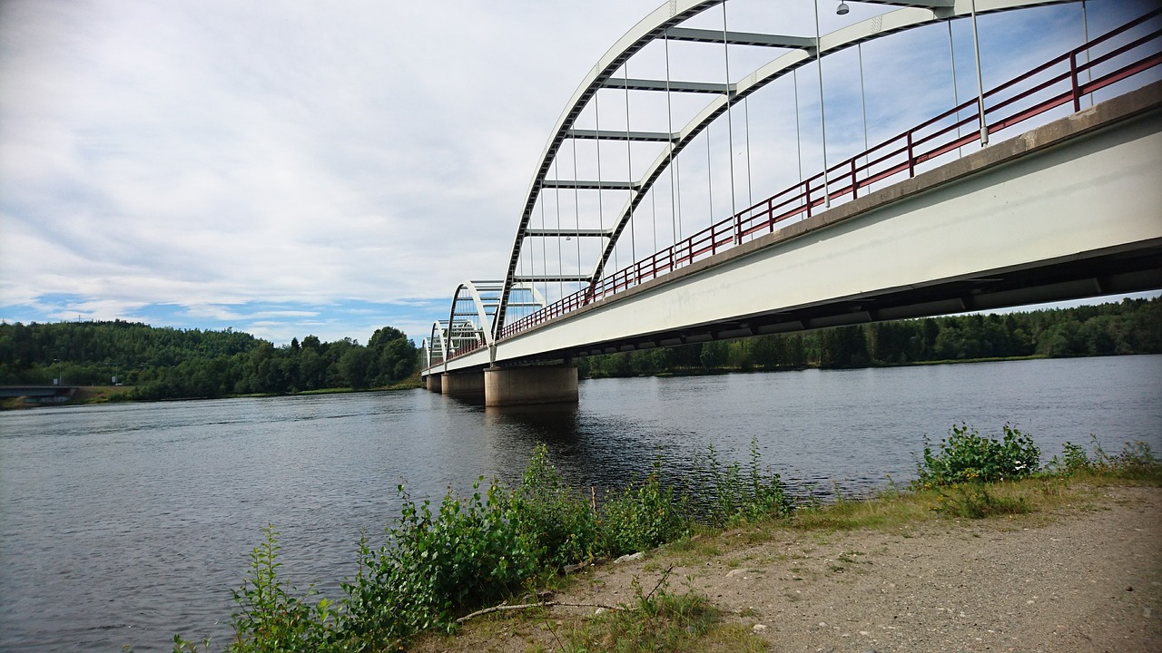 Image - bro river nature sweden