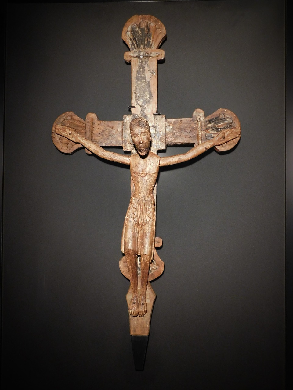 Image - christ romanesque carving wood