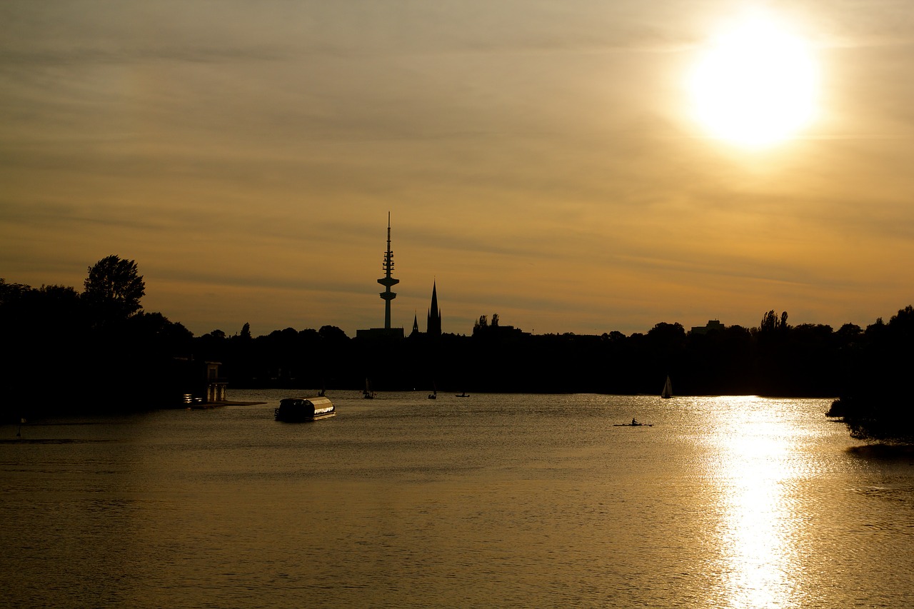 Image - hamburg skyline alster