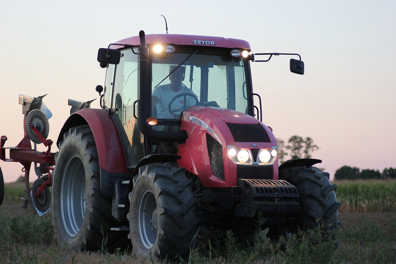 Image - tractor machine ploughing