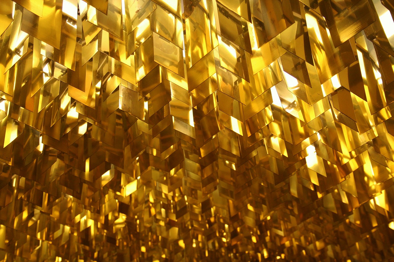 Image - ceiling lighting gold extravagant