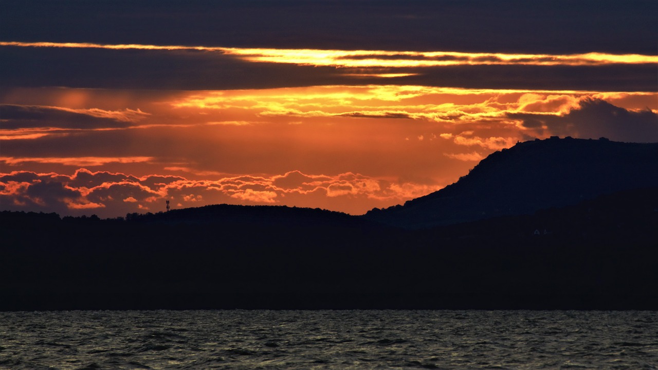 Image - lake balaton sunrise sunlight day s