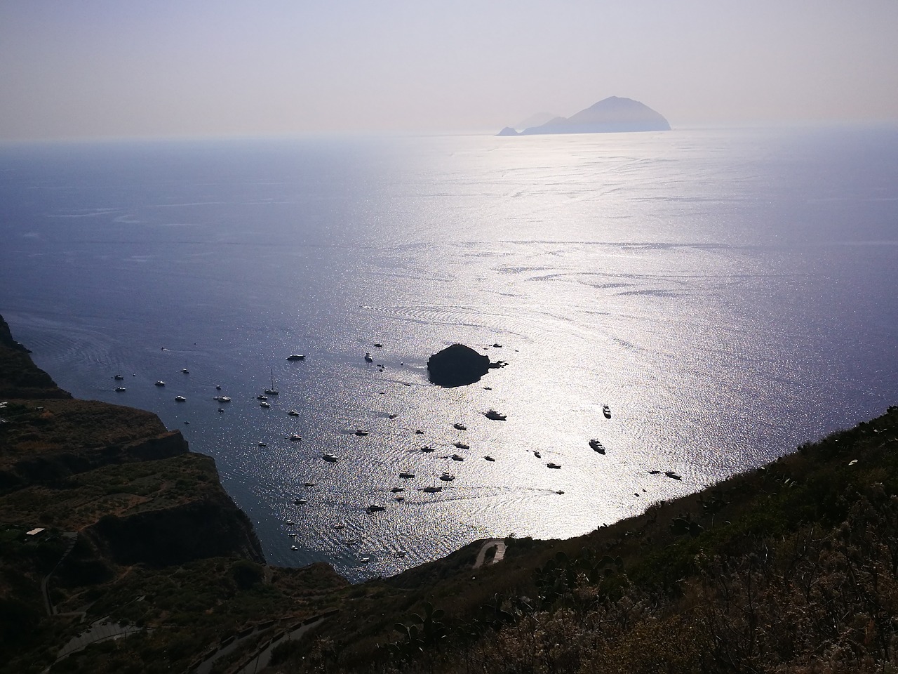 Image - salina islands boats landscape