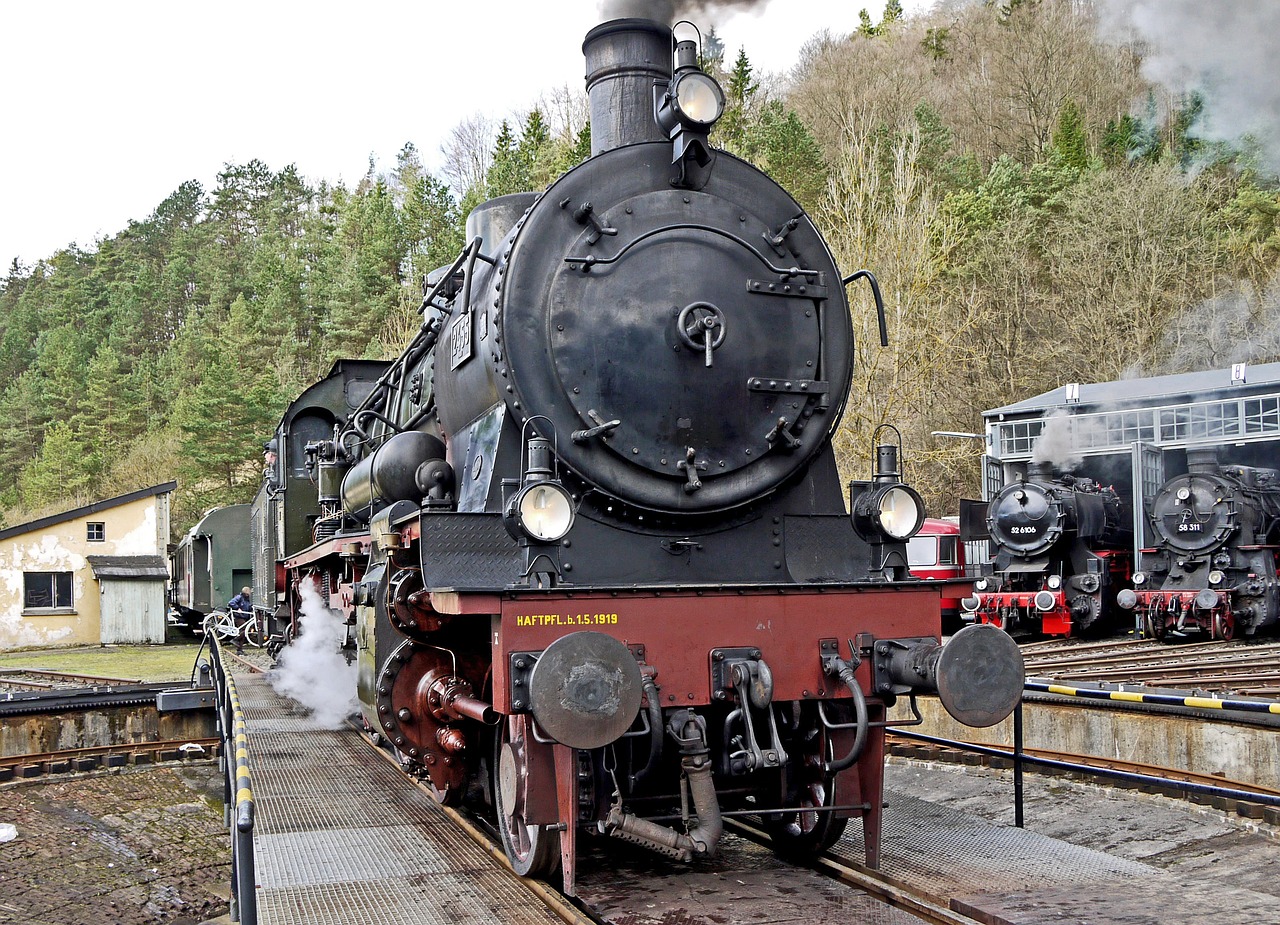 Image - bahnbetriebswerk hub locomotive shed