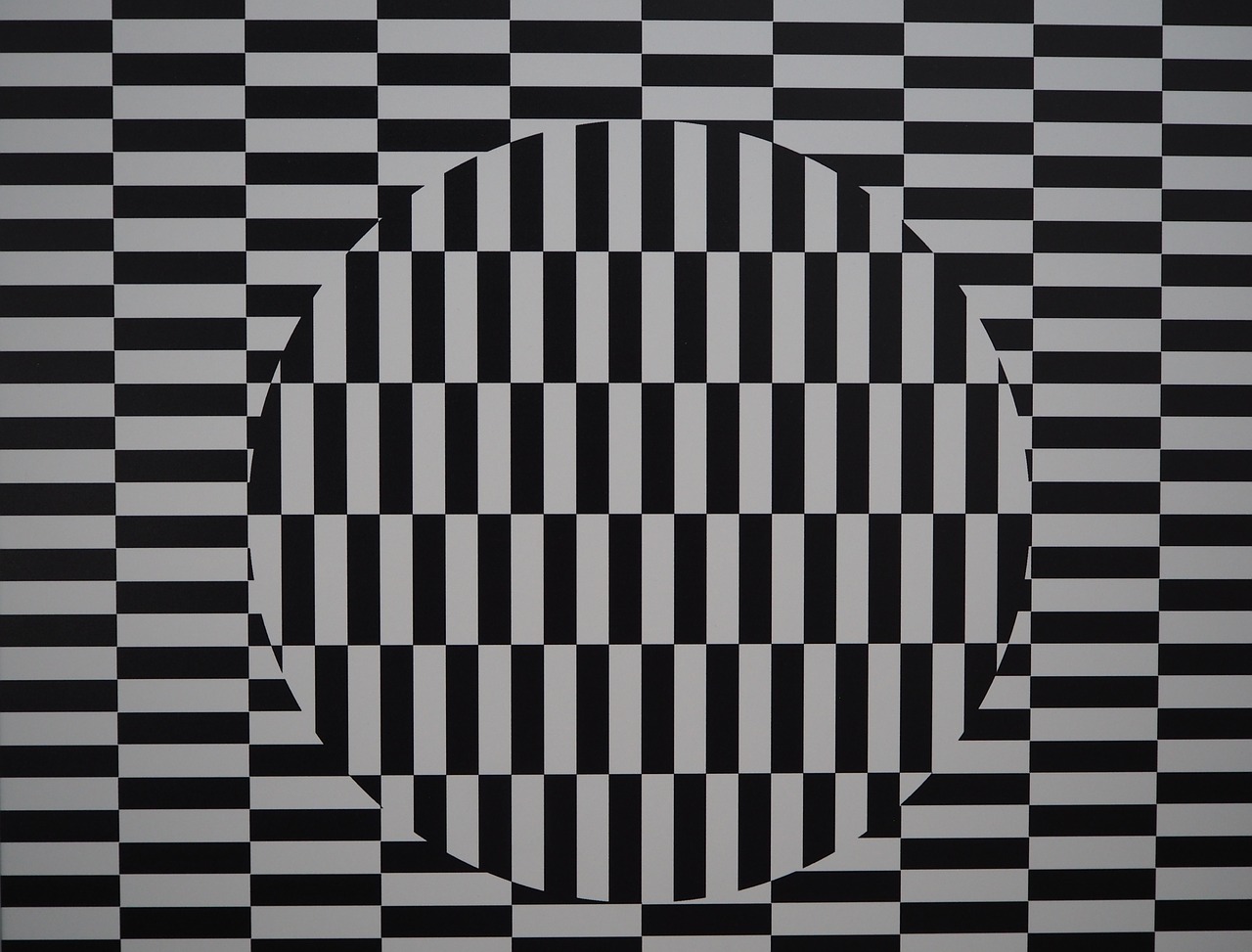 Image - optical deception effect mysterious