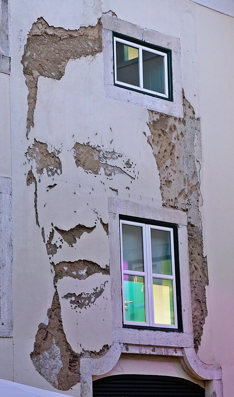 Image - unusual chipped plaster wall