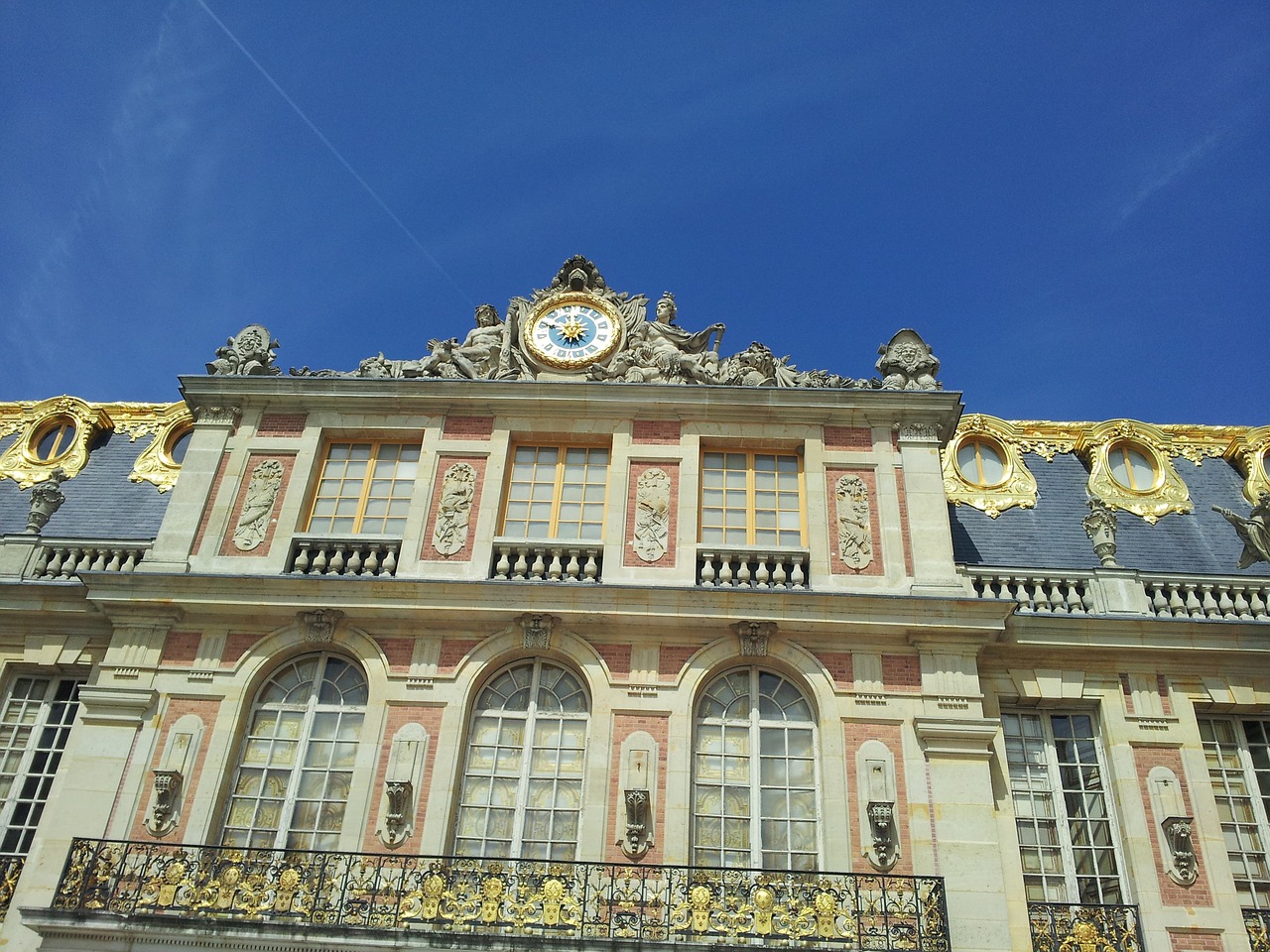Image - versailles castle sun king