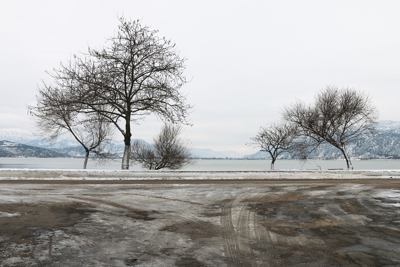 Image - snow landscape nature lake