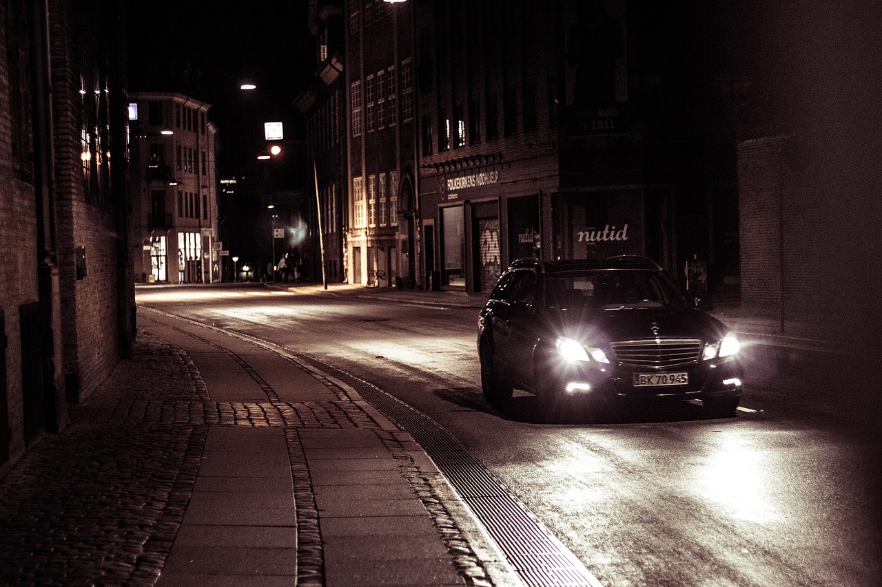 Image - car night copenhagen way scene