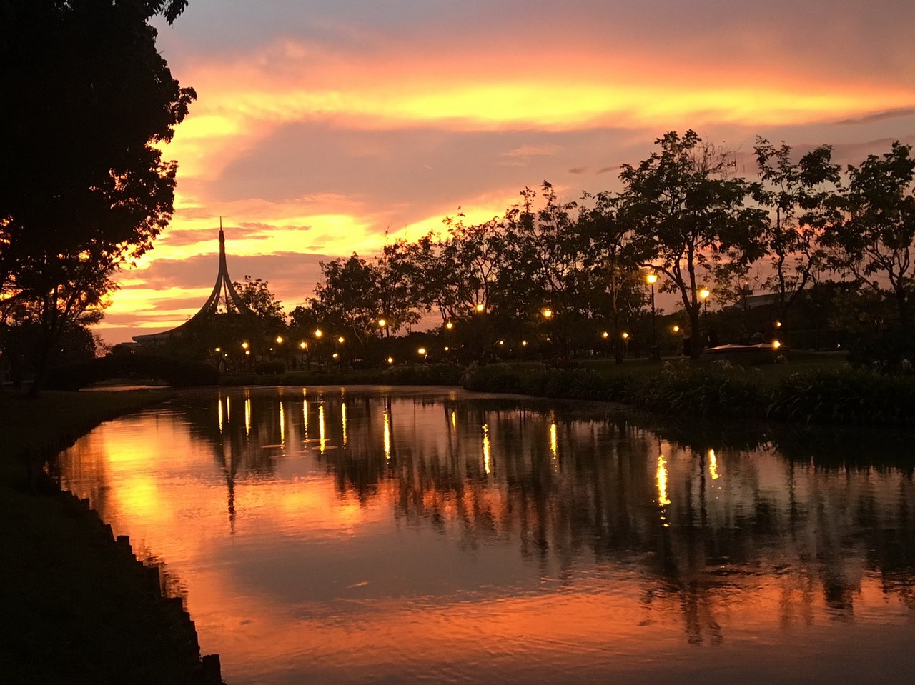 Image - suan luang evening parks