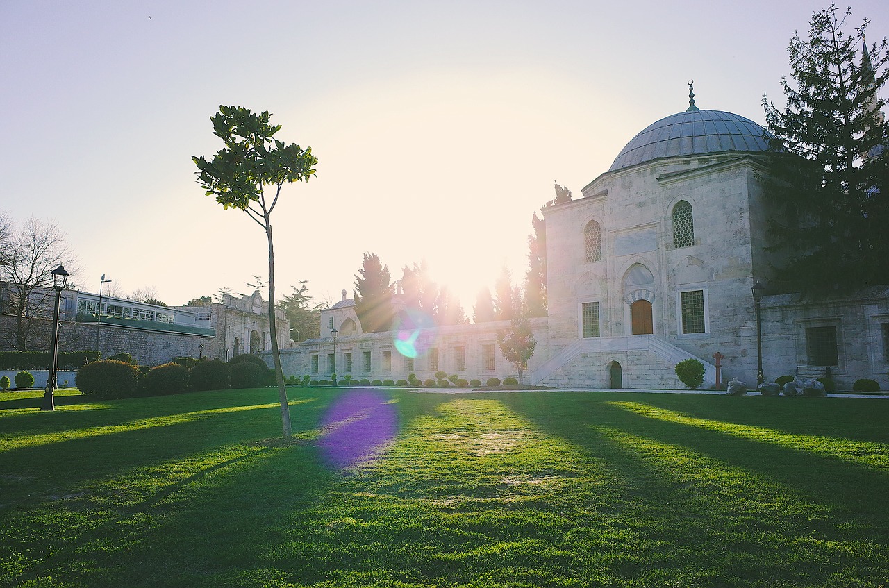 Image - church sunshine the scenery