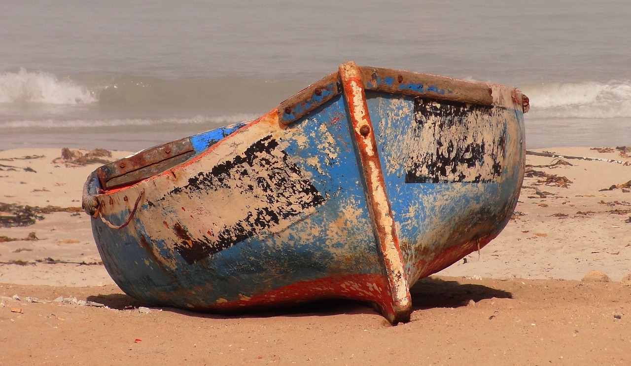 Image - boat fishing vessel beach