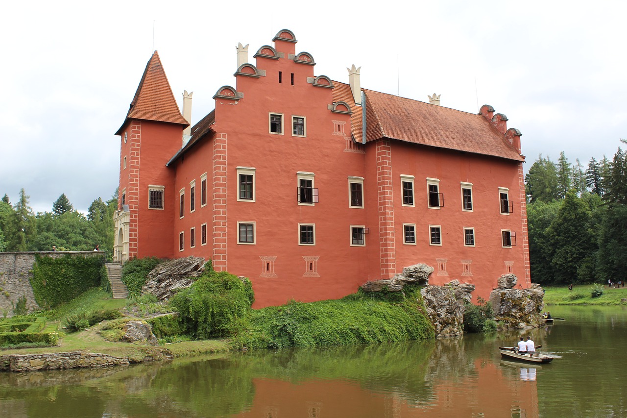 Image - červená lhota castle locks