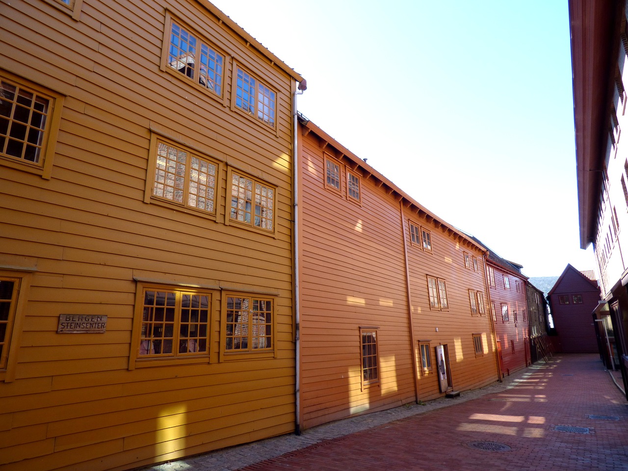 Image - street house wooden wood building