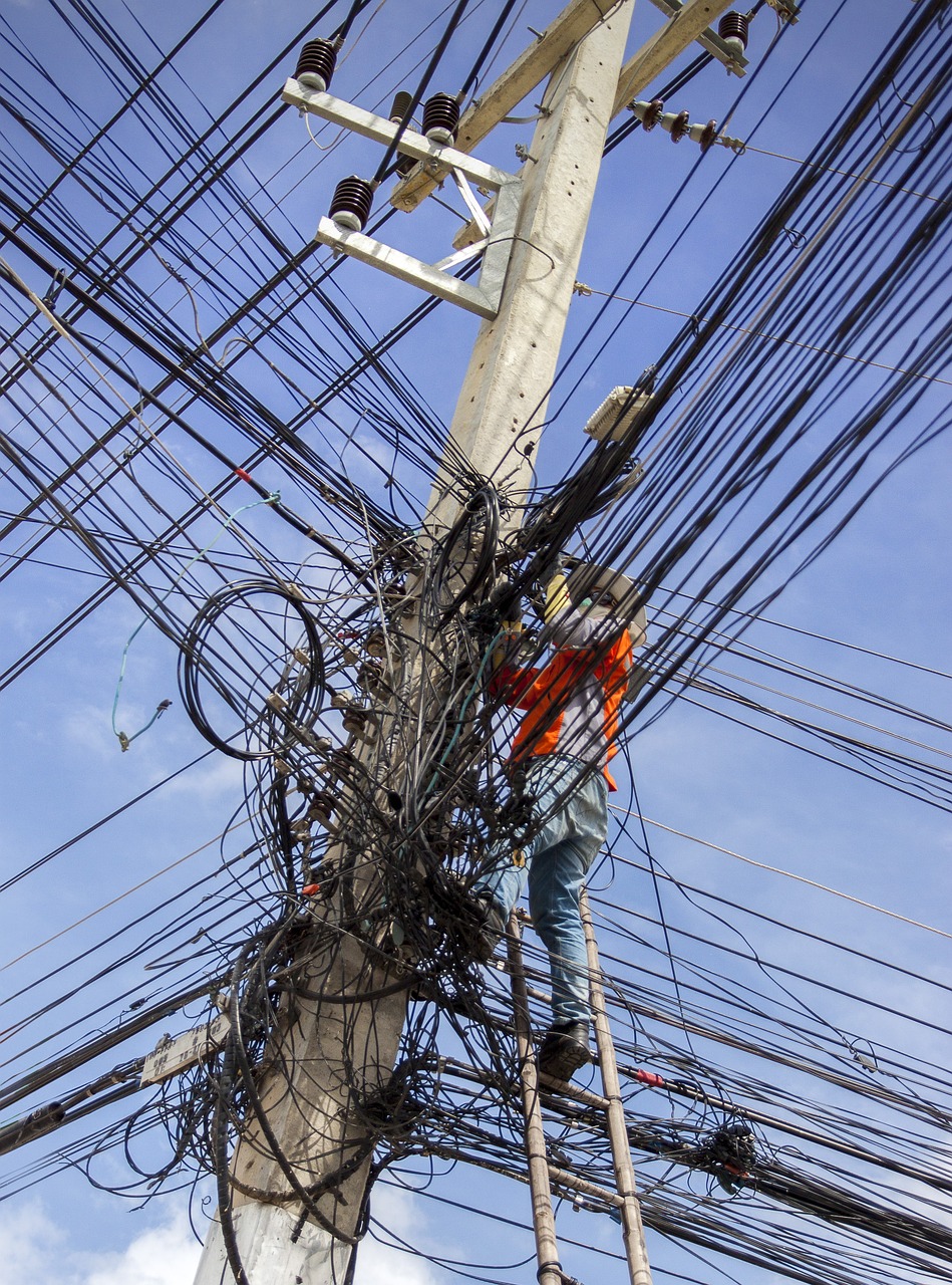 Image - electrical cable mess energy