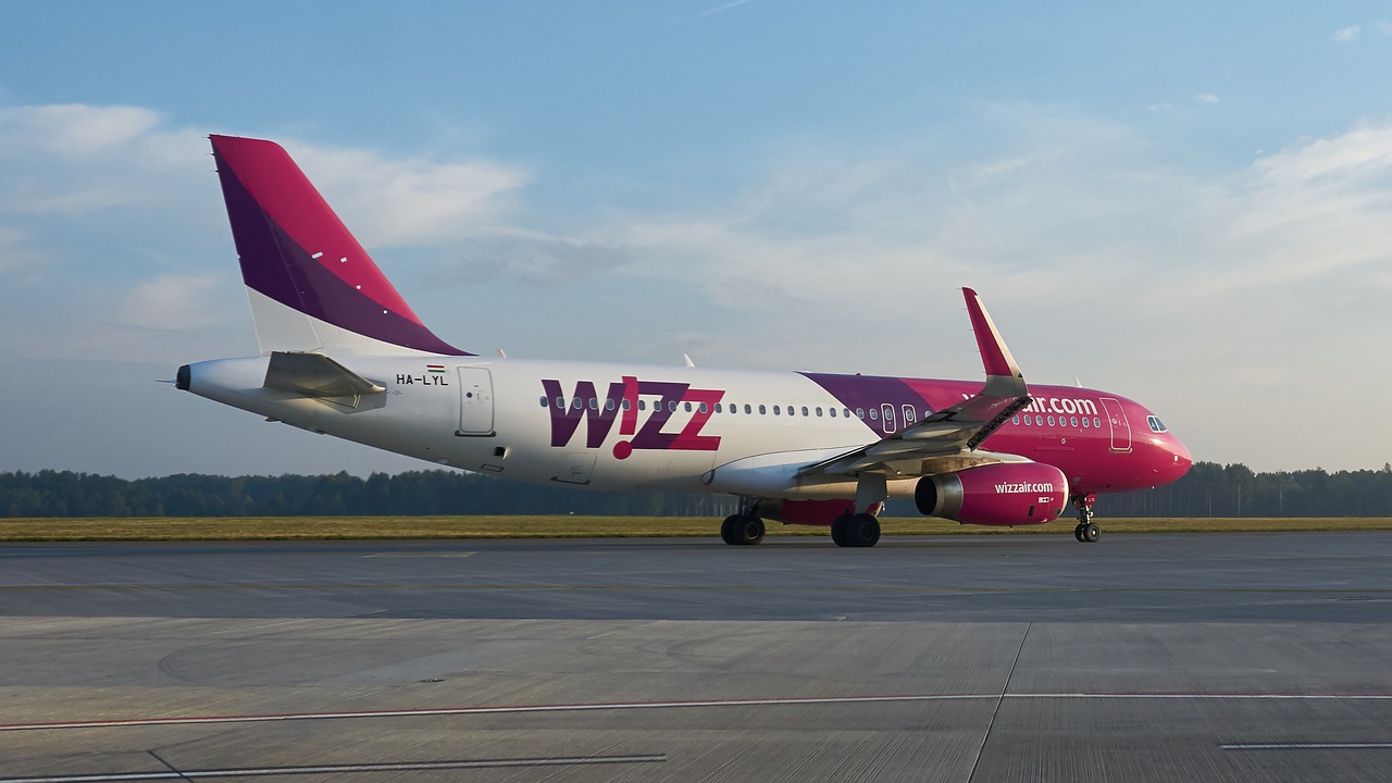 Image - wizz wizzair the plane airbus