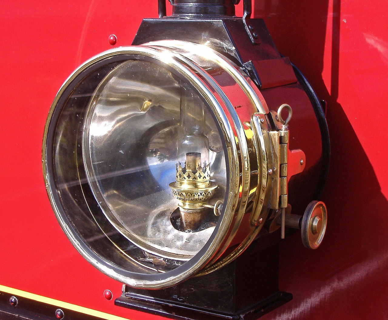 Image - steam locomotive lighting