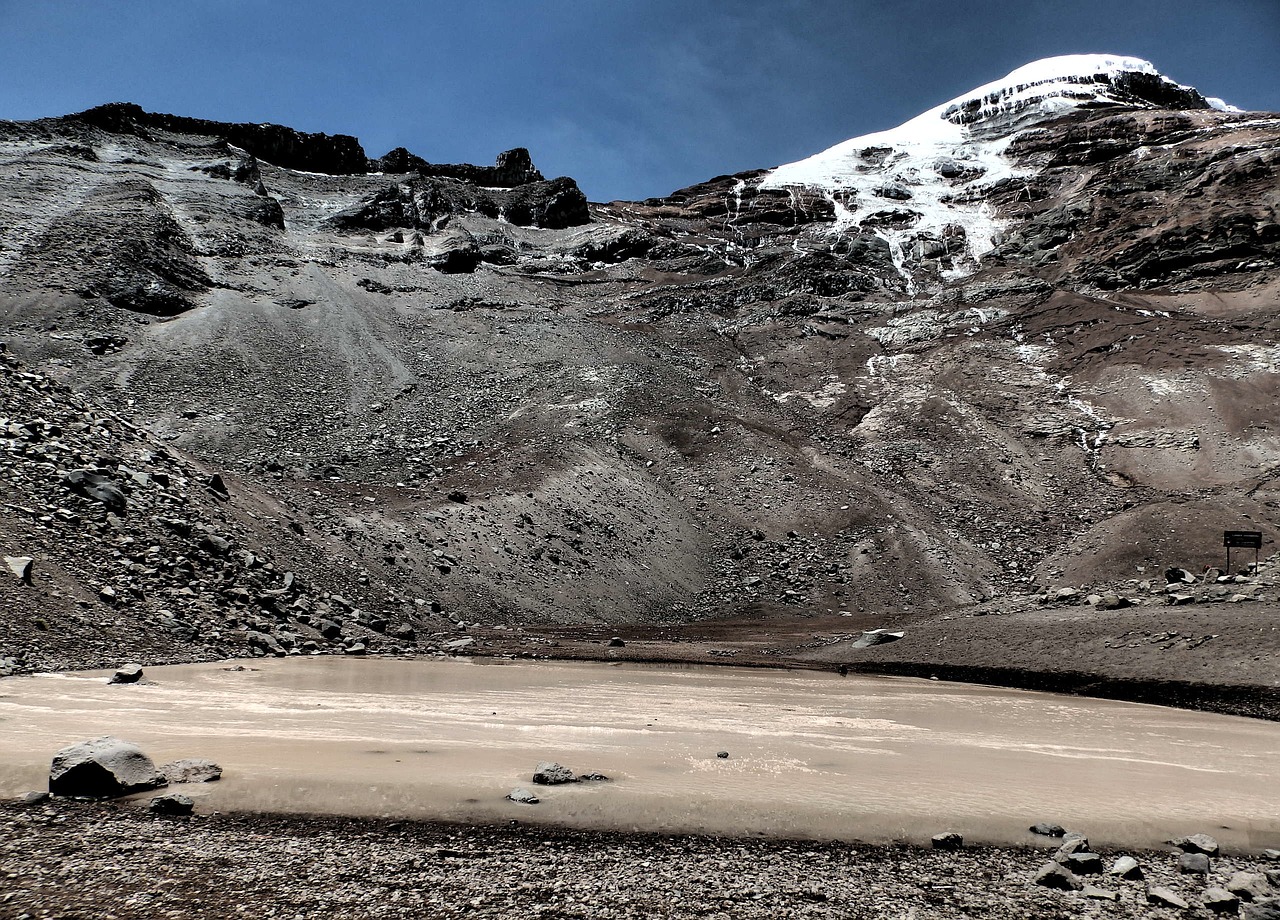 Image - the glacier chimborazo andy volcano