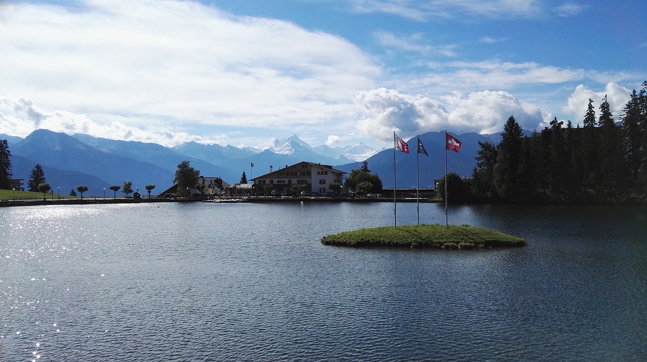 Image - lake crans montana crans valais