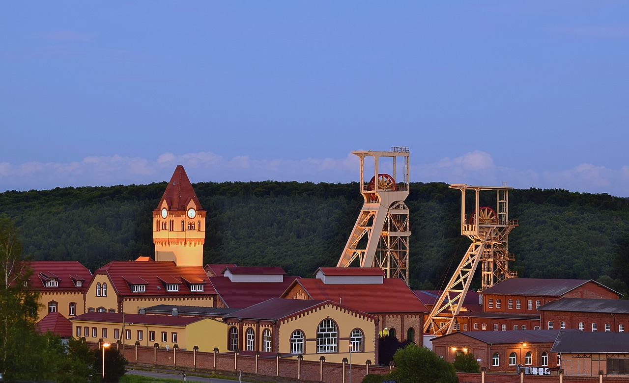 Image - blue hour mine pit