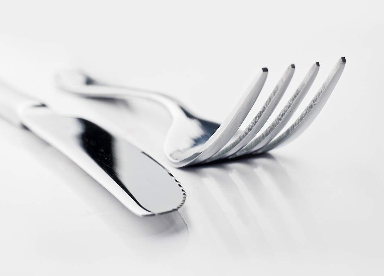 Image - knife and fork table restaurant set